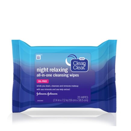 Clean & Clear® Night Relaxing™ All-In-One Cleansing Wipes